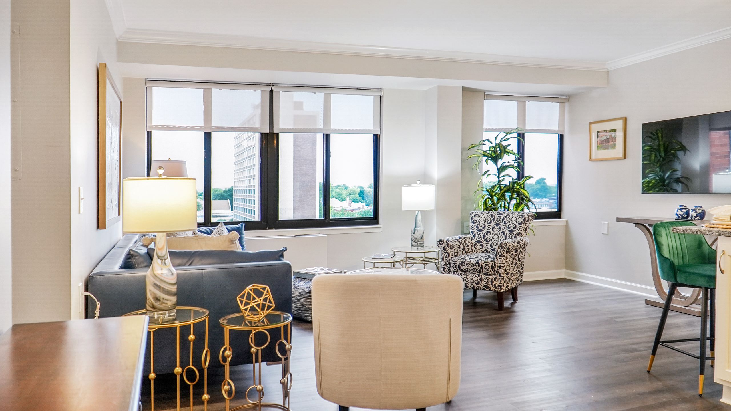 Treyton Oak Towers Garvin Apartment Home open living room-kitchen